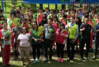 Foto Bersama Manajemen PT. TCM Dengan Pihak Sekolah saat menanam pohon