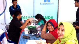 Foto: Pemeriksaan Kesehatan Gratis Dalam rangka HUT Bankaltimtara KE-53 / WARTAKUBAR,com / HENRY SITUMORANG