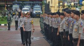Kapolres Kubar AKBP I Putu Yuni Setiawan Saat Pemeriksaan Pasukan