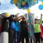 Bupati Kubar FX Yapan Beserta Pimpinan Bankaltimtara Cabang Sendawar Melepas Balon Simpel