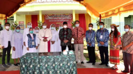 Foto Bersama Bupati Kubar FX.Yapan SH.MH