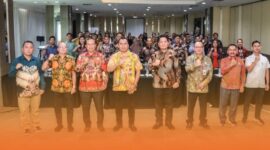 Bupati Mahulu Bonifasius Belawan Geh Saat Mengikuti Coaching Clinic SPM