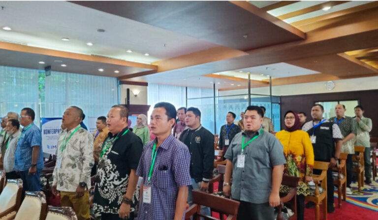 Foto Perwakilan Anggota Biasa PWI Kaltim, Saat Mengikuti Konferensi Provinsi PWI Kaltim di Auditorium Kantor Gubernur Kaltim Sabtu 27 April 2024