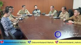 Bupati Mahulu Bonifasius Belawan Geh, S.H, ME Bersama Perangkat Terkait Saat Melakukan Audiensi Dengan Biro Hukum Kemendagri Wahyu Chandra Kusuma Purwo Nugroho, S.H, M.Hum