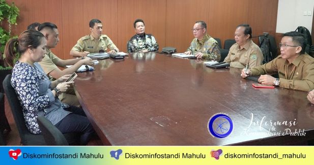 Bupati Mahulu Bonifasius Belawan Geh, S.H, ME Bersama Perangkat Terkait Saat Melakukan Audiensi Dengan Biro Hukum Kemendagri Wahyu Chandra Kusuma Purwo Nugroho, S.H, M.Hum