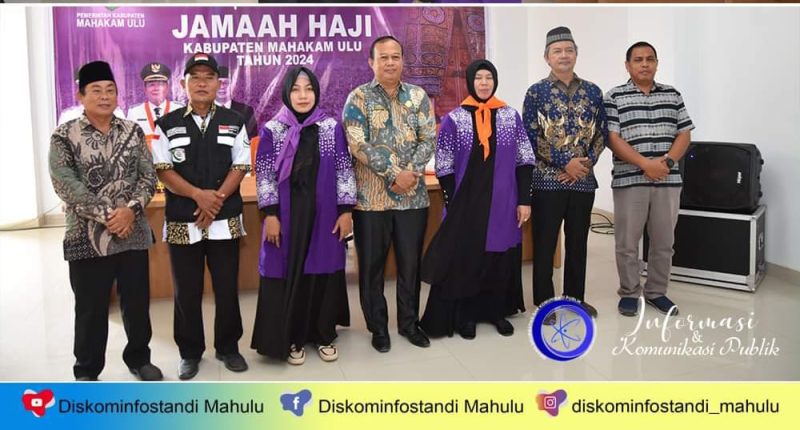 Aisiten I Setkab Mahulu drg.Agus Santoso Saat Melepas  15 Jamaah Haji Mahulu Tahun 2024