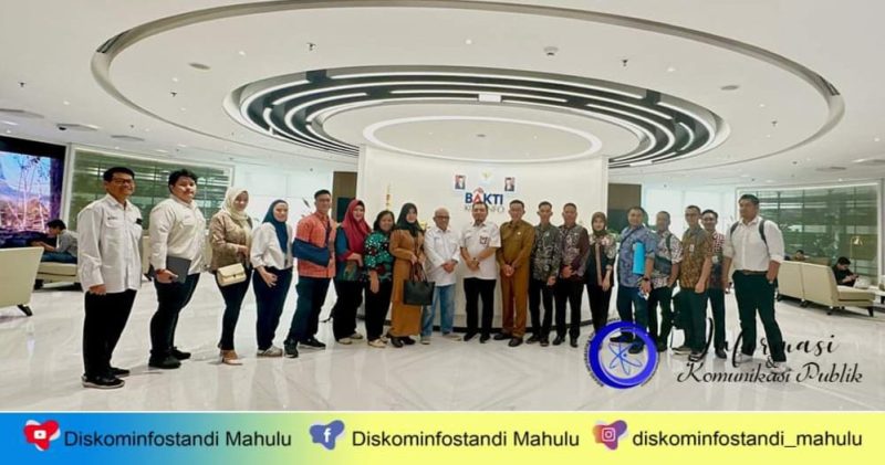 Kepala Dinas Kominfostandi Mahulu Saat melakukan Kunjungan Kerja ke Kementerian Kominfo RI