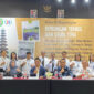 Foto Bersama Kadis PMK Kubar Erick Victory, S.Sos, M.Si Dengan Direktur Zaldi Institusi Indonesia Muhammad Rizal dan Perwakilan Aparatur Kampung dan BPK Kecamatan Barong Tongkok
