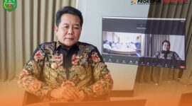 Bupati Mahulu Bonifasius Belawan Geh, SH, ME Saat Mengikuti Rapim Pembahasan TPA dan Air Bersih