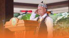 Wakil Bupati Mahakam Ulu (Mahulu) Drs.Yohanes Avun Saat Memimpin Upacara Peringatan Hari Lahir Pancasila
