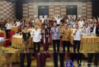 Bupati Mahakam Ulu Bonifasius Belawan Geh Bersama Peserta Workshop Keprotokolan