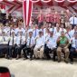 Camat Siluq Ngurai Bartolomeus Djukuw Bersama Bupati Kubar FX.Yapan Saat Pengukuhan Perpanjangan Masa Jabatan Anggota BPK