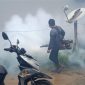 Dinkes Kubar Melakukan Upaya Fooging Untuk Memutus Mata Rantai DBD di Wilayah Kecamatan Melak Beberapa waktu lalu.
