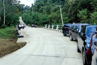 Jalan poros Lakan Bilem - Intu Lingau kecamatan Nyuatan sepanjang 36 km diresmikan bupati Kutai Barat FX.Yapan, Rabu (16/10/2024) sore. 