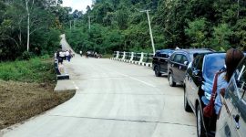 Jalan poros Lakan Bilem - Intu Lingau kecamatan Nyuatan sepanjang 36 km diresmikan bupati Kutai Barat FX.Yapan, Rabu (16/10/2024) sore. 
