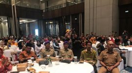 Kepala Kesbangpol Kubar Saat Menghadiri Rakor Ormas Se-Kaltim Untuk Mendukung Pelaksanaan Pilkada Kaltim Serentak 2024.