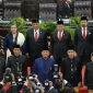 Presiden Prabowo Subianto dan Wakil Presiden Gibran Rakabuming Raka bersama Presiden Ke-7 Joko Widodo, Wakil Presiden Ke-13 Ma'ruf Amin, serta para Pimpinan MPR RI, berfoto bersama di Kompleks Parlemen, Jakarta, Minggu (20/10/2024). (ANTARA/Bagus Ahmad Rizaldi).