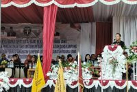 Petinggi Kampung Lambing, Kecamatan Muara Lawa, Tawau Saat Menyampaikan Sambutan pada Kegiatan Pengukuhan Perpanjangan Masa Jabatan Anggota BPK Se-Kecamatan Muara Lawa, Jumat (11/10/2024).