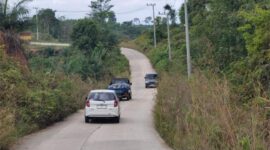 Pemkab Kubar telah membangun jalan sepanjang 109 kilo meter dan menjadi jalan rigit beton terpanjang yang dibangun era bupati Yapan dan wakil bupati Edyanto Arkan sejak 2016 lalu.