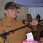 Bupati Kubar FX.Yapan Saat Menyampaikan Sambutan Kunjungan Kerja di Kecamatan Penyinggahan.