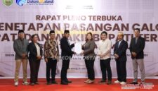 Komisi Pemilihan Umum (KPU) Kabupaten Mahakam Ulu Secara Resmi Menetapkan Pasangan Angela-Suhuk Sebagai Bupati dan Wakil Bupati Periode 2025-2030.