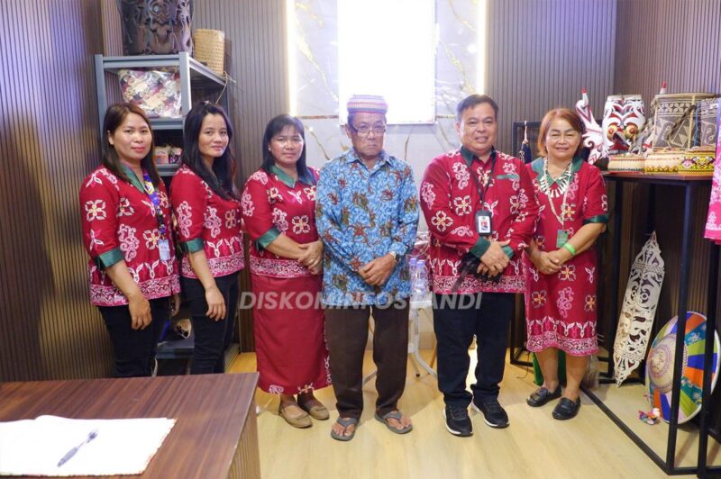 Ketua Dekranasda Mahulu, Yovita Serukan pelestarian Sulam La'aq Sebagai Warisan Lokal.