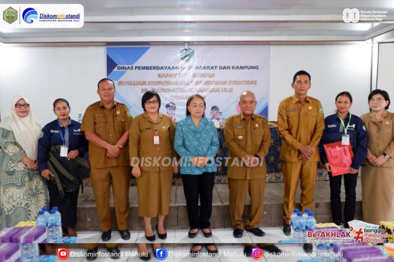 Caption : Foto Wakil Bupati Mahakam Ulu (Mahulu), Drs Yohanes Avun Saat Konsolidasi Tim Kampung Untuk percepatan Penurunan Stunting 2025.