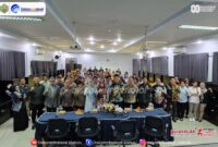 Foto Bersama Bupati Mahulu Bonifasius Belawan Geh Saat Membuka Secara Resmi Program Pasca Sarjana Kerja Sama Dengan Universitas Mulawarman (UNMUL).