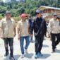 Foto : DPRD Kaltim Meninjau Langsung Proyek Infrastruktur Akses Jalan dari Kecamatan Tering (Kubar) Menuju Ujoh Bilang (Mahulu). (Dok WK).
