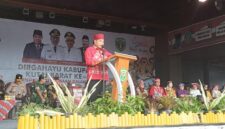 Foto : Ketua DPRD Kutai Barat, Ridwai SH Saat Menyampaikan Sejarah Perjalanan Terbentuknya Kabupaten Kutai Barat.