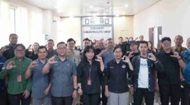 Foto Bersama Diskominfo Kutai Barat Saat Menggelar Audiensi dengan Para Awak Media Online.
