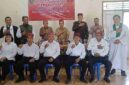 Sesi Foto Bersama Saat Pelantikan Pengurus Lembaga Adat Kampung Sekolaq Oday, Kecamatan Barong Tongkok Periode 2026-2031.