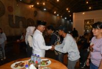 Foto Wakil Bupati Kutai Barat, H.Nanang Adriani Saat Meninjau Peserta PENAS di Gorontalo.