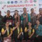 Ketua TP-PKK Kutai Barat, Maria Christina Mozes Edwin Bersama Kepala Dinas Ketapang Rion Saat Menggelar B2SA Goes To School.