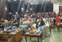 Bupati Kutai Barat, Frederick Edwin didampingi Istri Bersama Sekretaris Daerah Kutai Barat, Erik Viktory Saat Nonton Bareng Piala Dunia 2026.