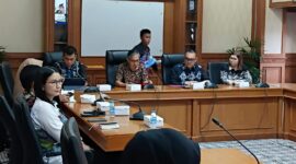 Sekretaris Daerah Kabupaten Kutai Barat, Erik Victory Saat Membuka Audiensi Penyusunan Dokumen Strategi Sanitasi Kabupaten (SSK) 2026-2030.