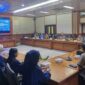 Sekretaris Daerah Kabupaten Kutai Barat, Erik Victory Saat Menerima Para Guru Muda dan Guru Pengubah.